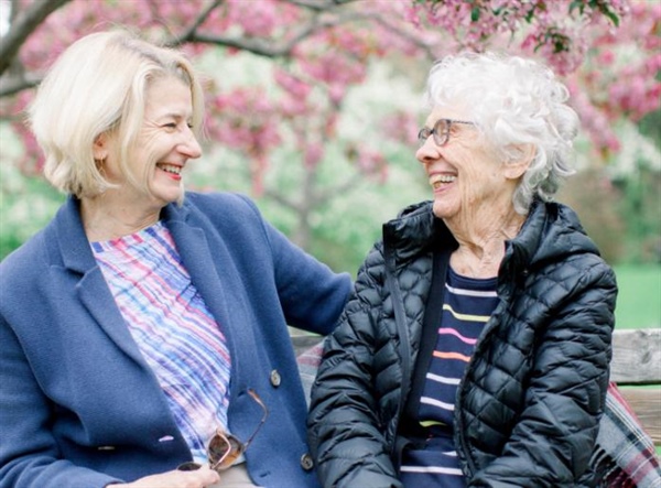 How to Care for a Loved One with Alzheimer's or Dementia
